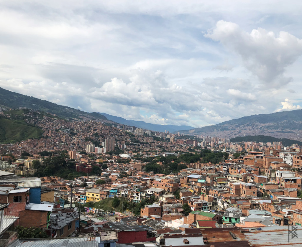 COMUNA13 (Middle of District)